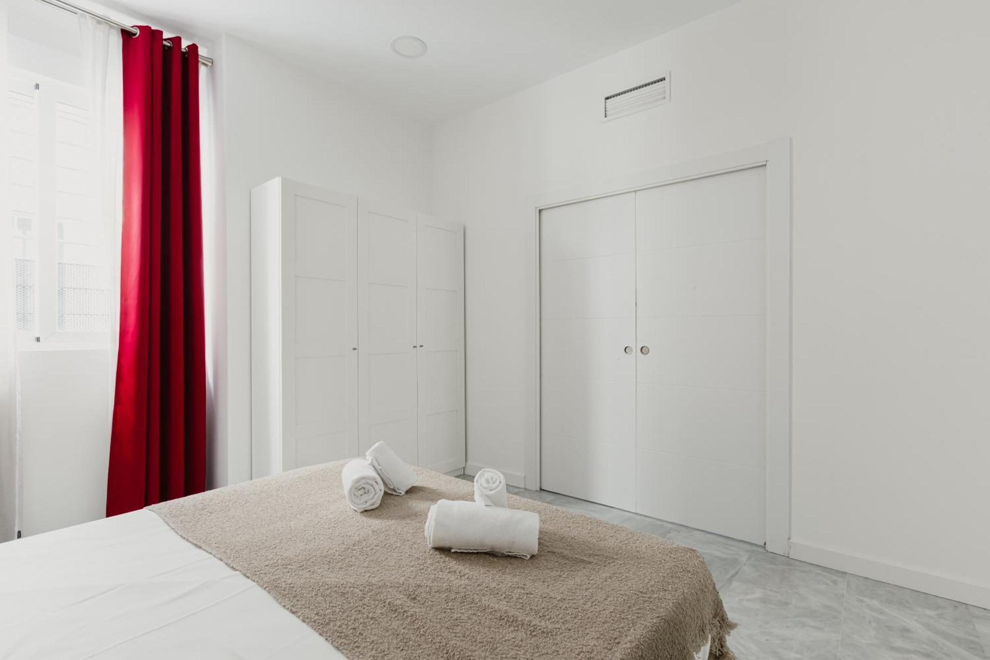 Quiet And Comfortable Fully Renovated Apartamento *