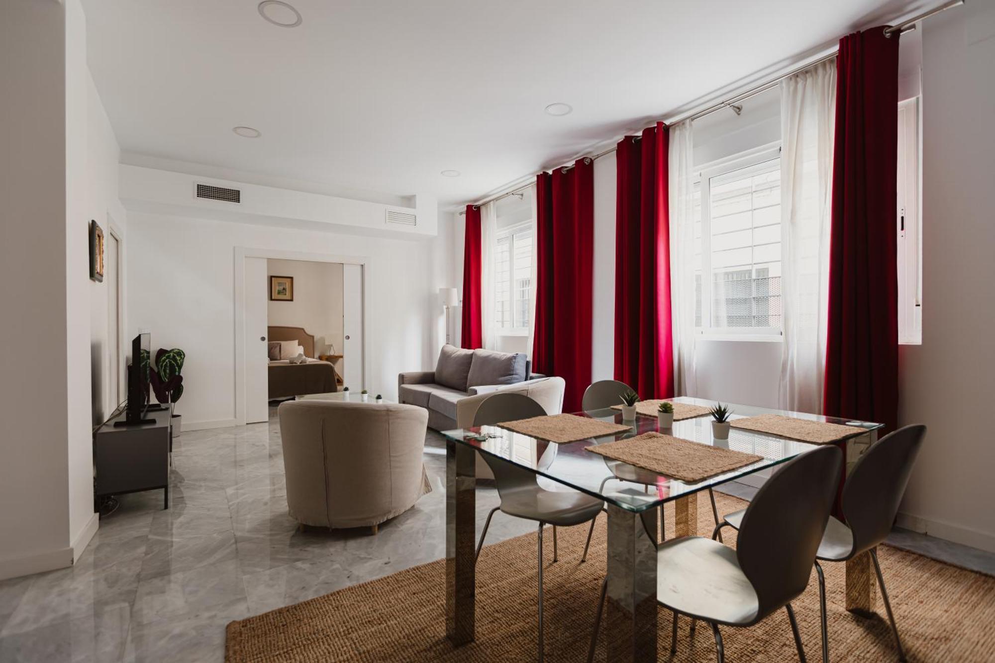 Quiet And Comfortable Fully Renovated * Siviglia